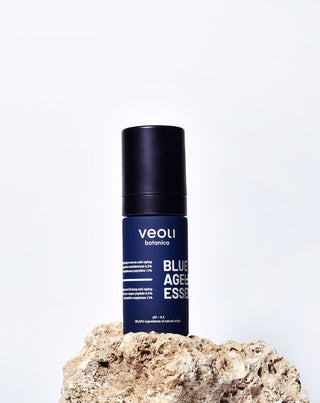 Blaue alterslose Essenz Anti-Aging-Serum Veoli Botanica_1