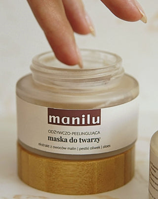 Nährende und peelende Gesichtsmaske mit Olivensamen und Manil Macadamiaöl
