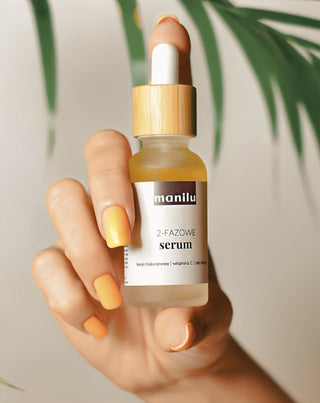 Zwei-Phasen-Nachtserum für trockene Haut mit Hyaluronsäure und Vitamin C von Manil