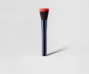 Sprich Make-up-Pinsel zum Verfeinern Ihres Make-ups mit Puder oder Highlighter Nr. 12