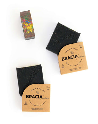 Reinigende und antibakterielle Seife Kokosnusskohle mit Lakritz Soap Brothers