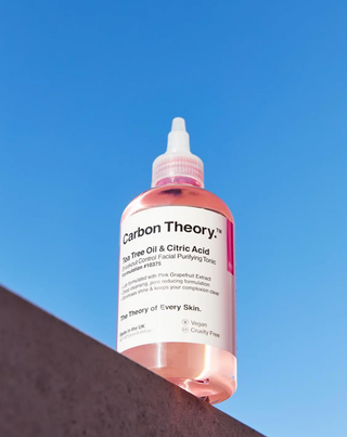 Reinigungstonikum mit Teebaumöl und Zitronensäure Anti-Breakout Tonic Carbon Theory_3