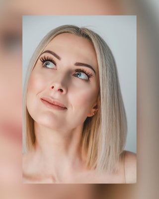Falsche Wimpern auf dem 2D-Streifen für den mehrfachen Gebrauch, einfach aufzutragende Wowee! Bamm!Lashes