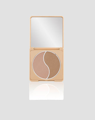Self Glow Light Paese bräunt und glättet die Hautstruktur