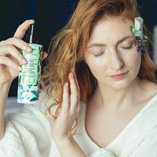 Stärkendes Spray für geschwächtes Haar, das zu Bockshornklee neigt Vis Plantis