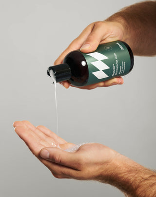 Haarshampoo für Männer mit Panthenol und Kamillenextrakt Monolit