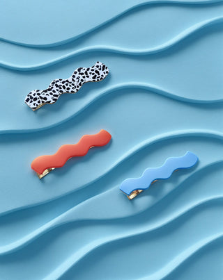 Set gewellte Haarspangen - marmoriert, blau, rot Twisty 3 Stück