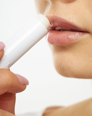 Lippenschutz-Lippenstift 99% natürlich Nutridome_1