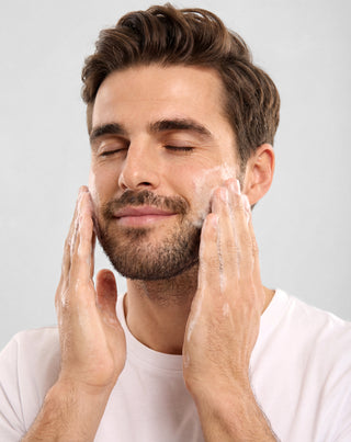Bartshampoo mit Panthenol und Niacinamid zur Reinigung und Pflege des Bartes Monolith - 3