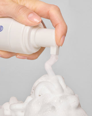 Reinigungsschaum für empfindliche und zu Akne neigende Haut mit Betain, Panthenol und Allantoin Cleansing Orphica Clinic 150 ml - 2