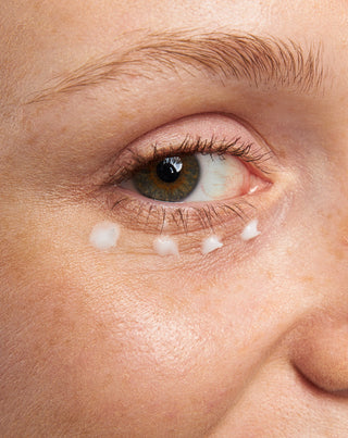 Nutridome Feuchtigkeitsspendende Augencreme mit Perlenextrakt gegen Falten und dunkle Augenringe