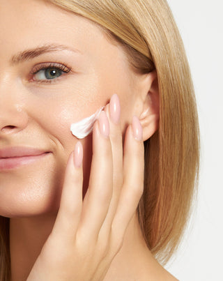 Timeless Orphica Clinic dreifache Anti-Falten-Tagescreme mit SPF 20 Filter